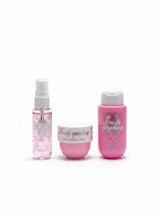 Travel Kit Fruity Symphony, set cadou corp – body mist 40 ml, gel de dus 90 ml, crema de corp 50 ml