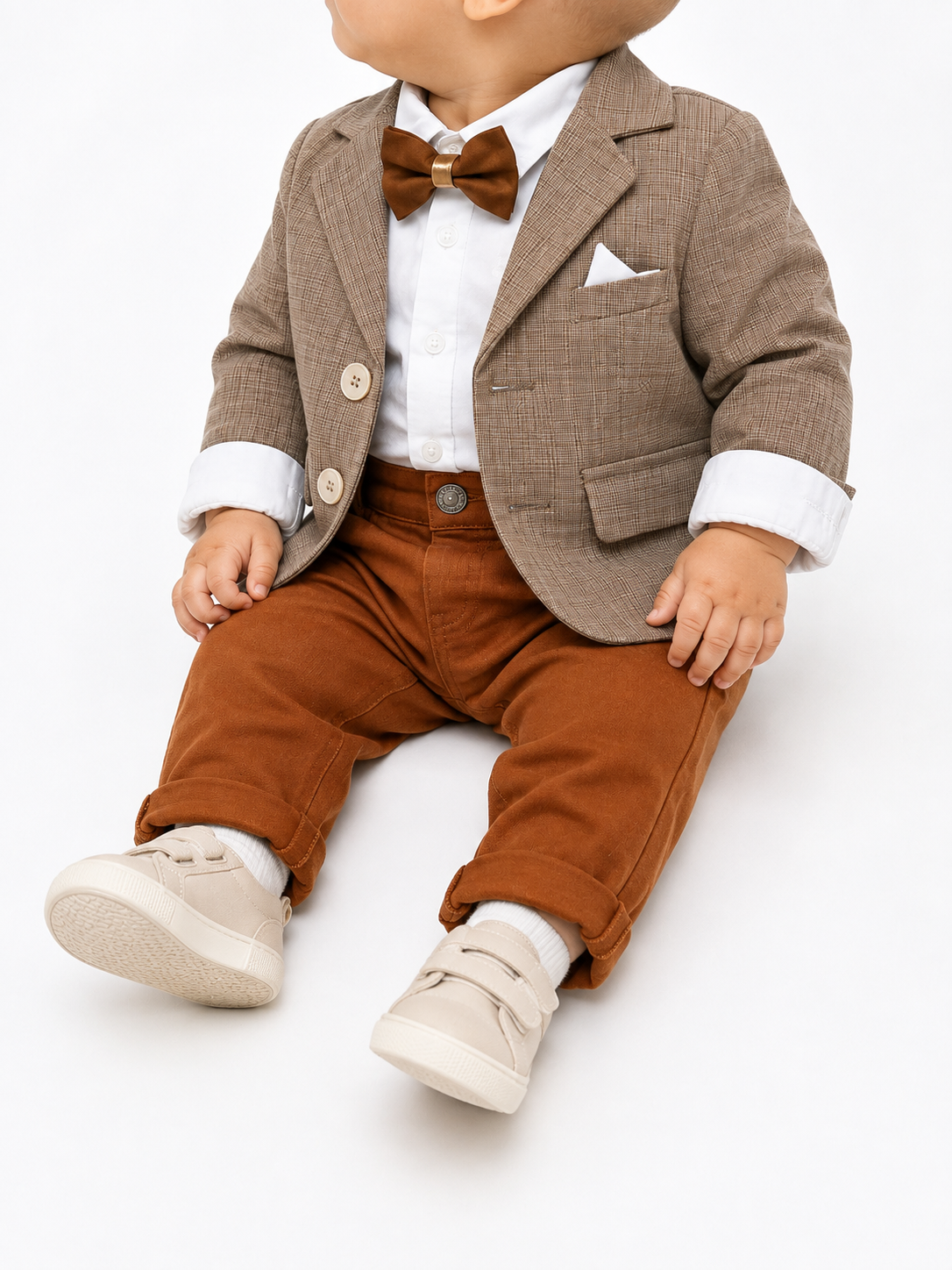 Costum elegant băieți 4 piese – Sacou, Body-Cămașă, Pantaloni și Papion