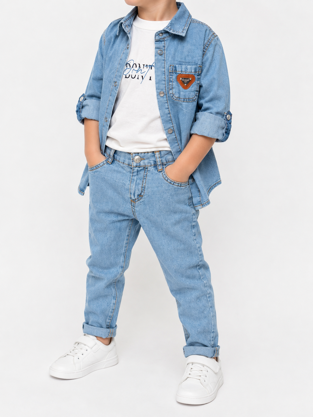 Compleu băieți 3 piese – Cămașă Denim, Tricou și Blugi